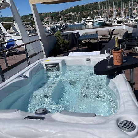 דירות בפורטורוז Floating Sea House Marea מראה חיצוני תמונה