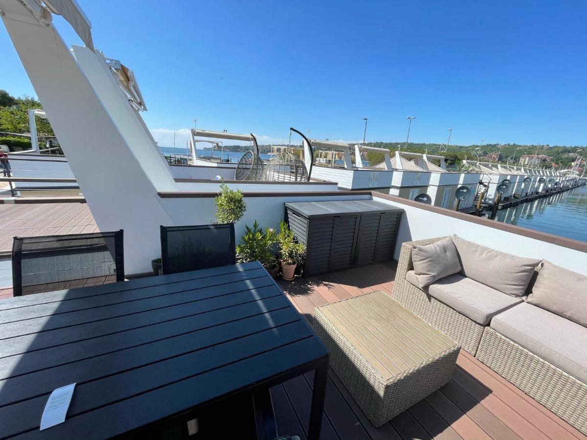 דירות בפורטורוז Floating Sea House Marea מראה חיצוני תמונה