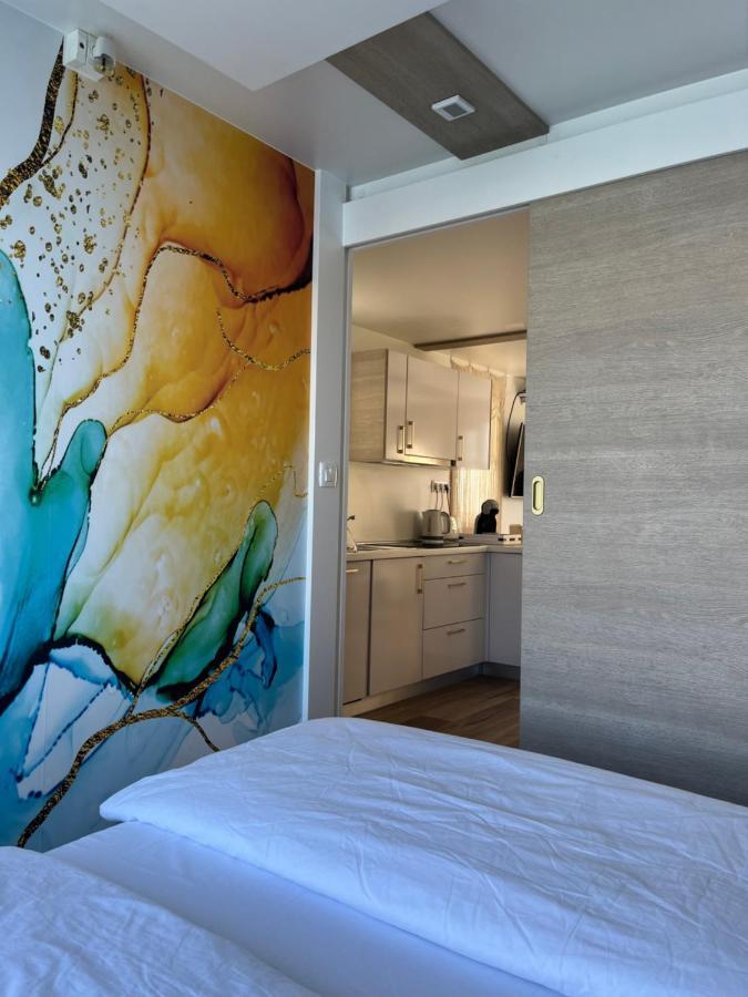 דירות בפורטורוז Floating Sea House Marea מראה חיצוני תמונה