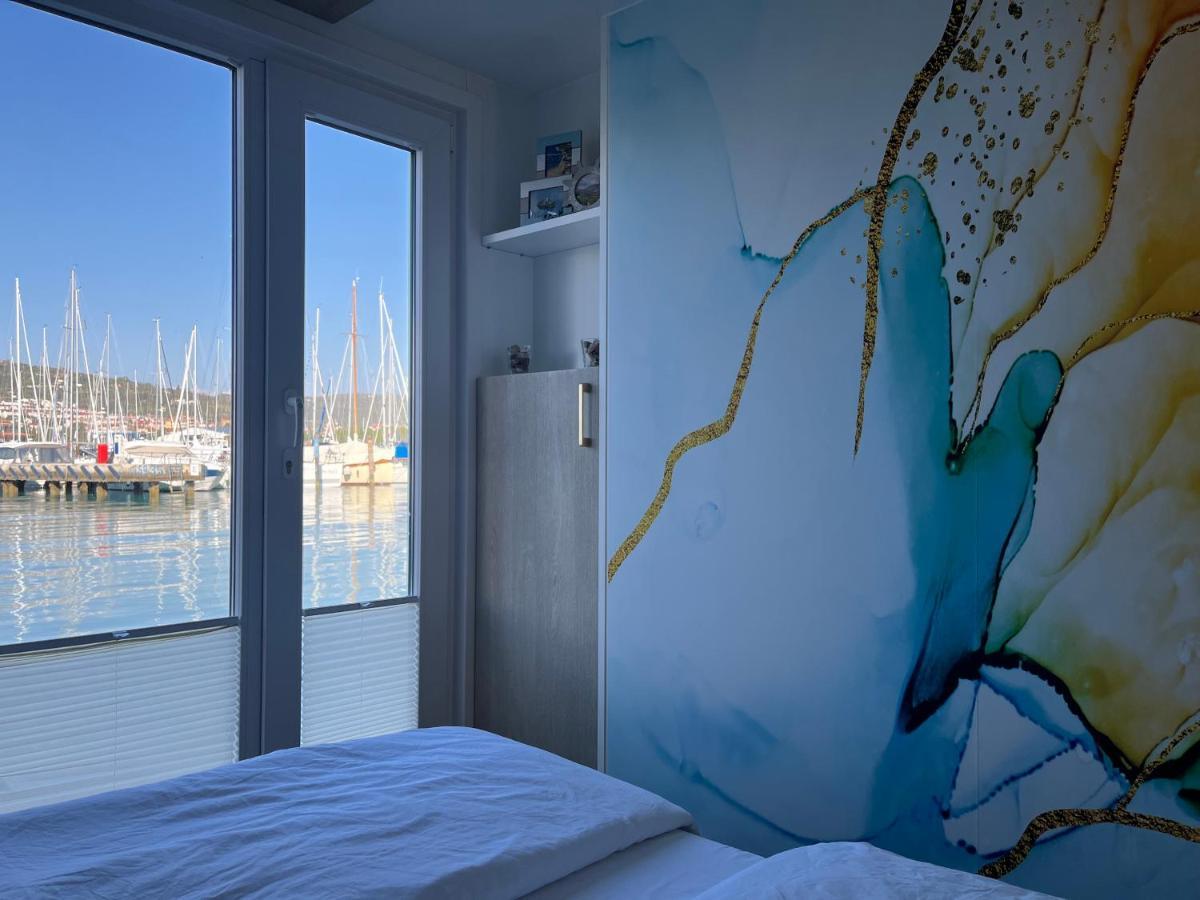 דירות בפורטורוז Floating Sea House Marea מראה חיצוני תמונה