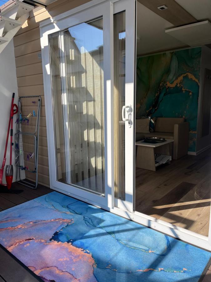 דירות בפורטורוז Floating Sea House Marea מראה חיצוני תמונה